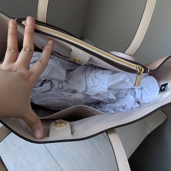 NWT Kate Spade KN624 Cece Pebbled Leather Large Tote Set In Milk Tea Multi - Picture 4 of 4